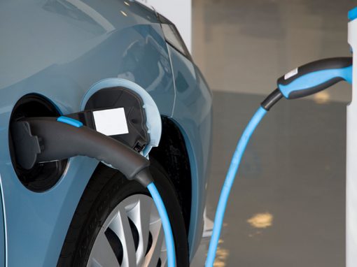 Electric Vehicles: What’s Holding Canadian Drivers Back?