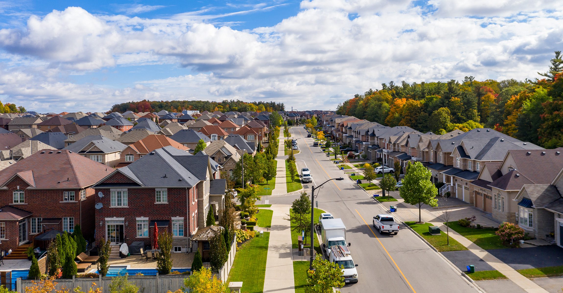 bright summer day in toronto neighbourhood 